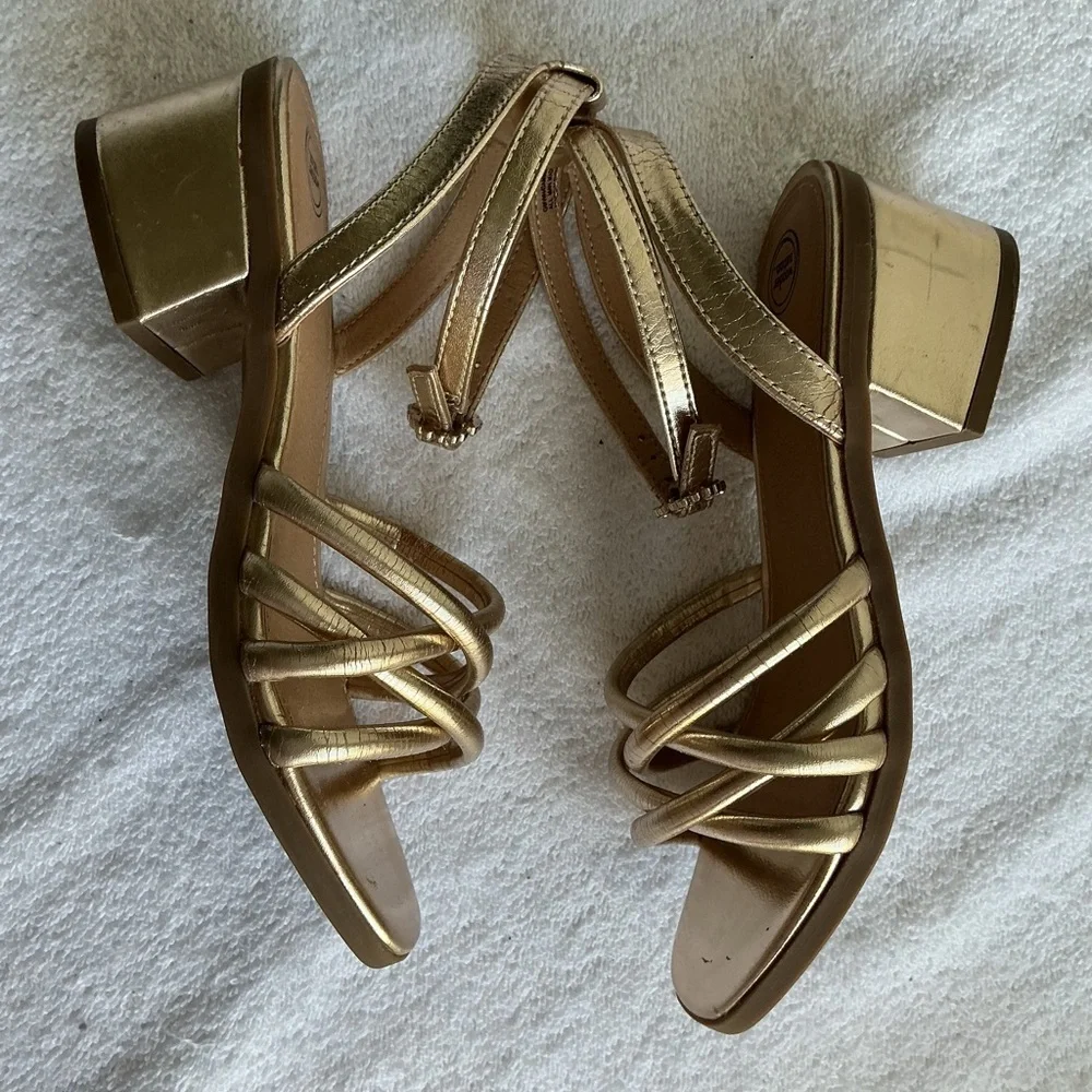 Wonder Nation Gold Strappy Kids Sandals