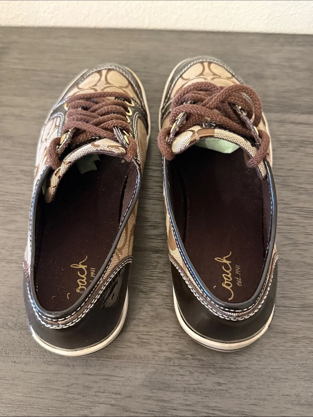 Coach classic low