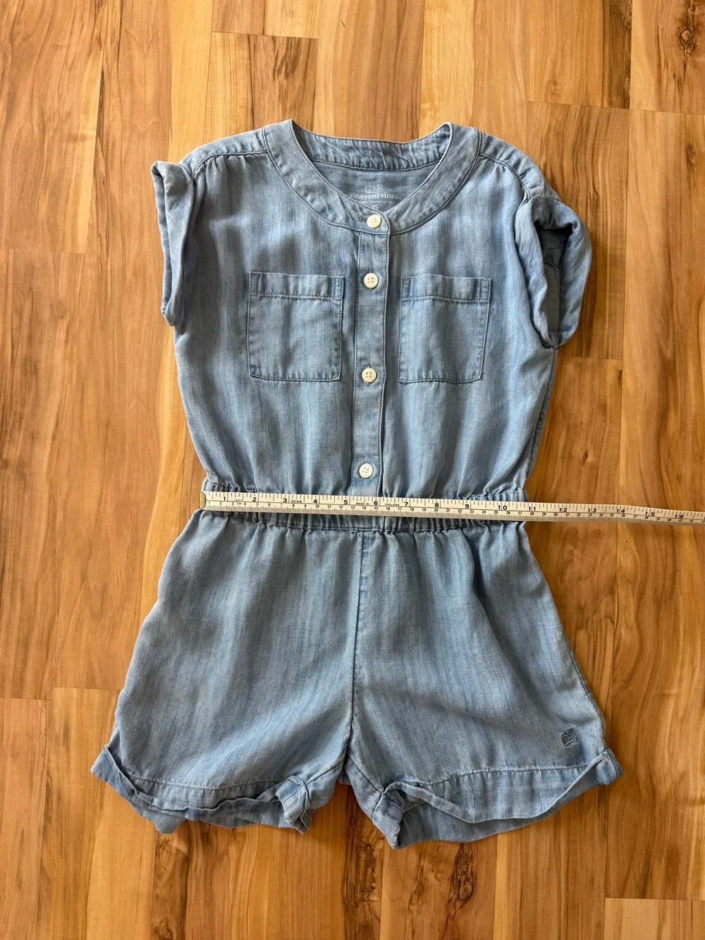 Vineyard Vines soft chambray