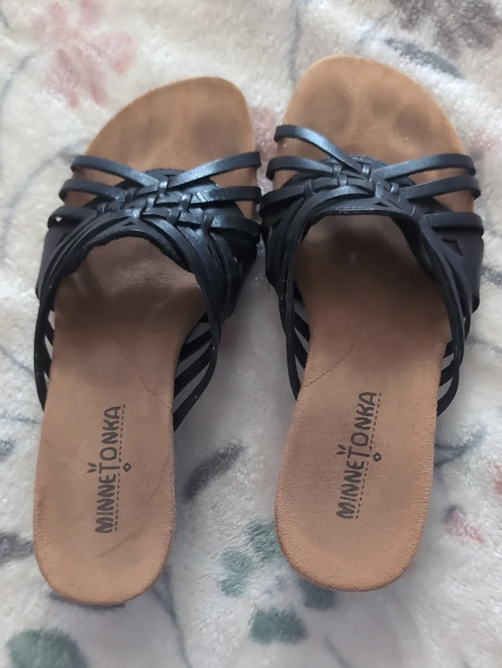 Minnetonka very cute