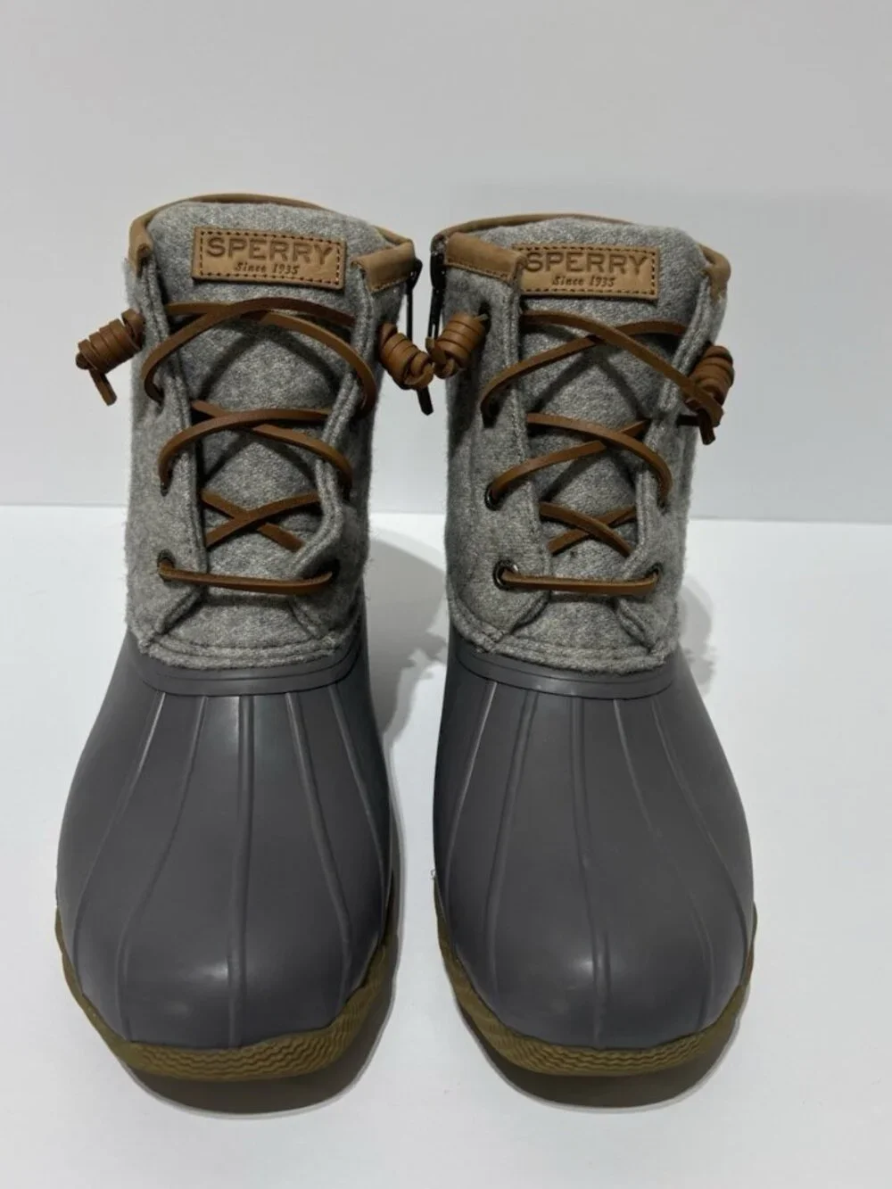 Sperry couple wool