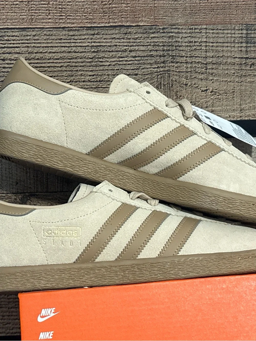adidas low top