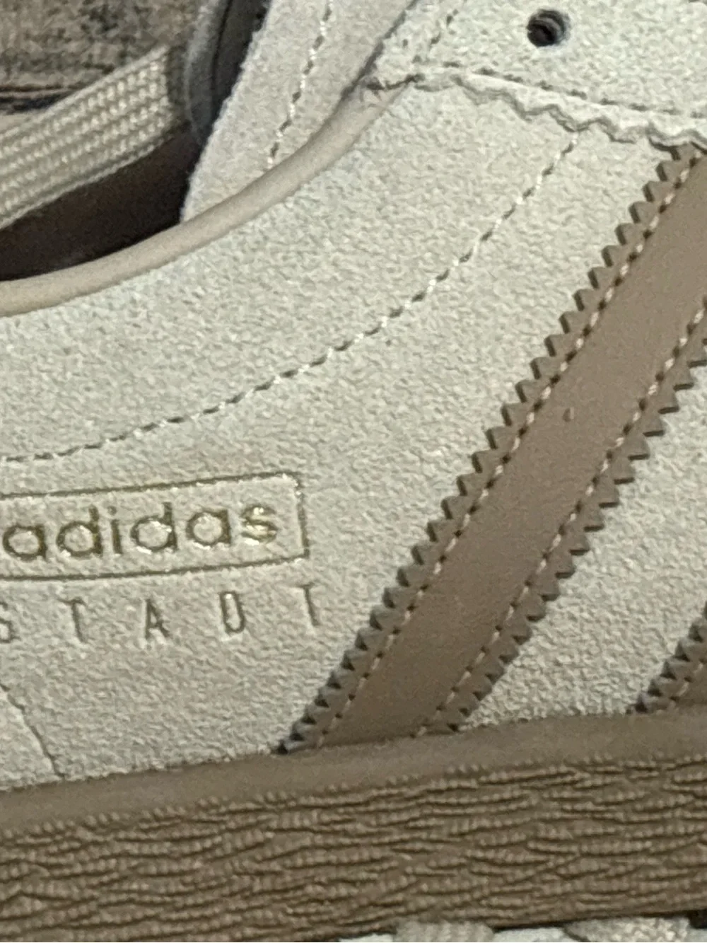 adidas low top