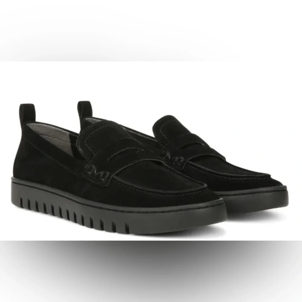 Vionic Women’s Vionic Uptown Loafer – Black Suede 9
