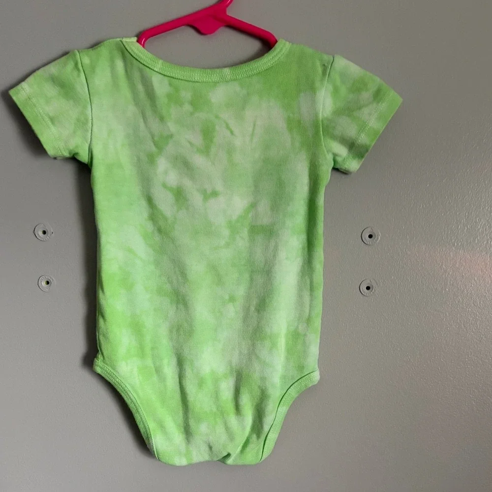 Art On Ts vibrant green