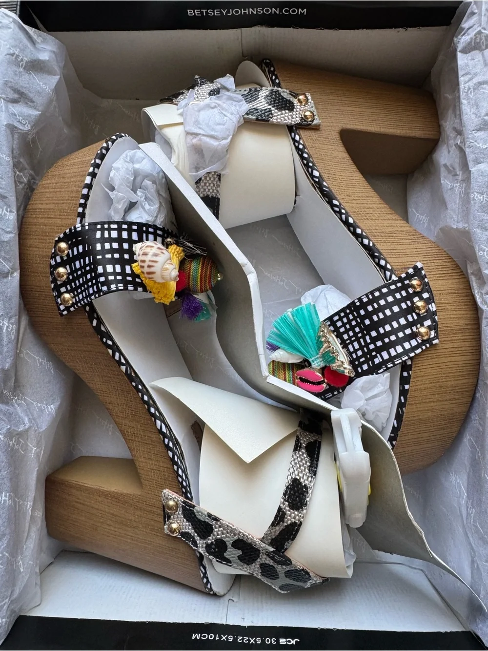 Betsey Johnson *bnib* betsey