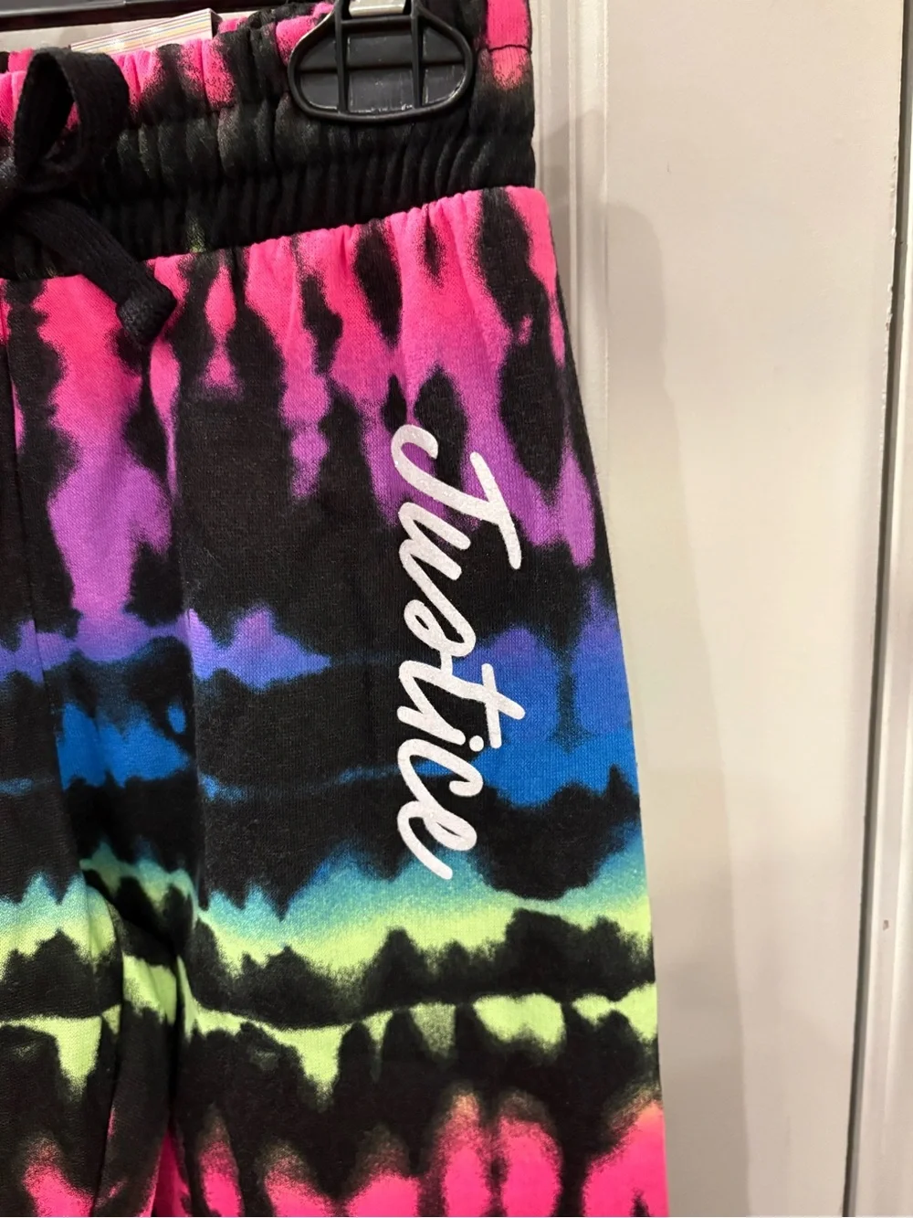 Justice soft tie