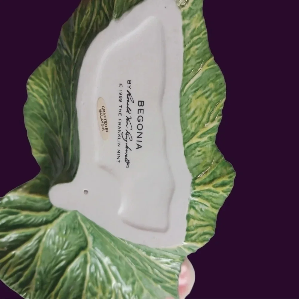 Franklin Mint begonia ronal