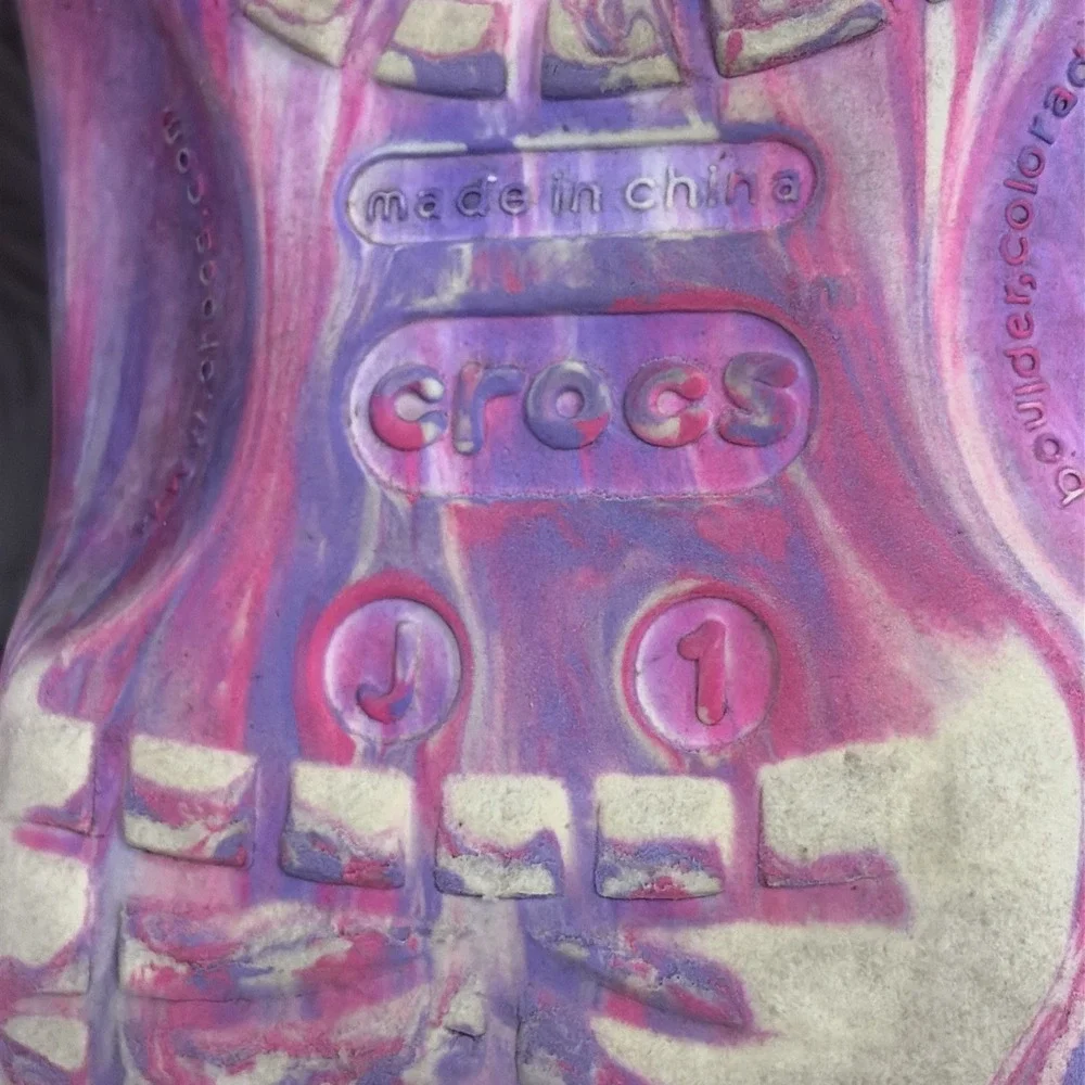 Crocs Tie Dye Marble Clog Sandals Girls Size J1 Pink Purple White