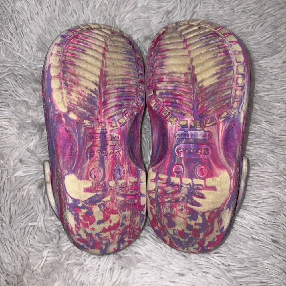 Crocs Tie Dye Marble Clog Sandals Girls Size J1 Pink Purple White