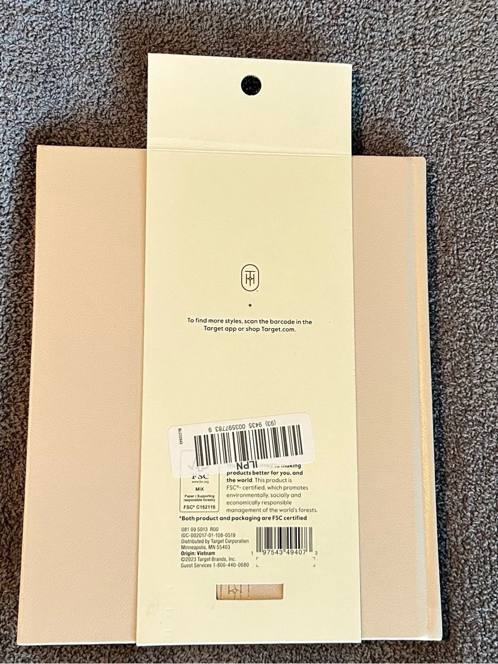 Target compact faux