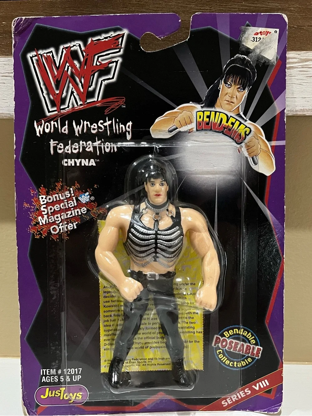 WWF/WWE Chyna Wrestling Bend Ems Action Figure Toy On Card