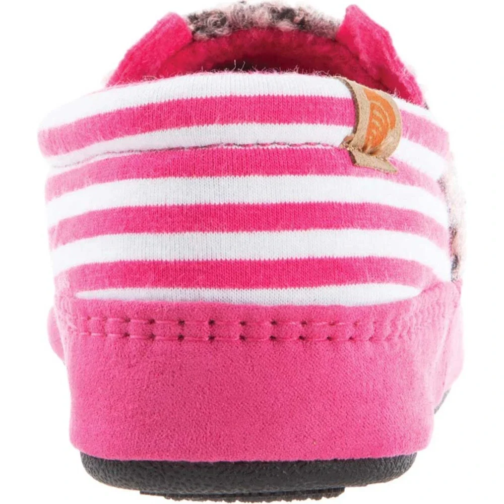 Acorn critter novelty