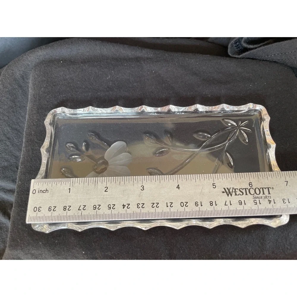 Vintage‎ Princess House Frosted Daisy Crystal Trinket Tray and Lidded Jar Set