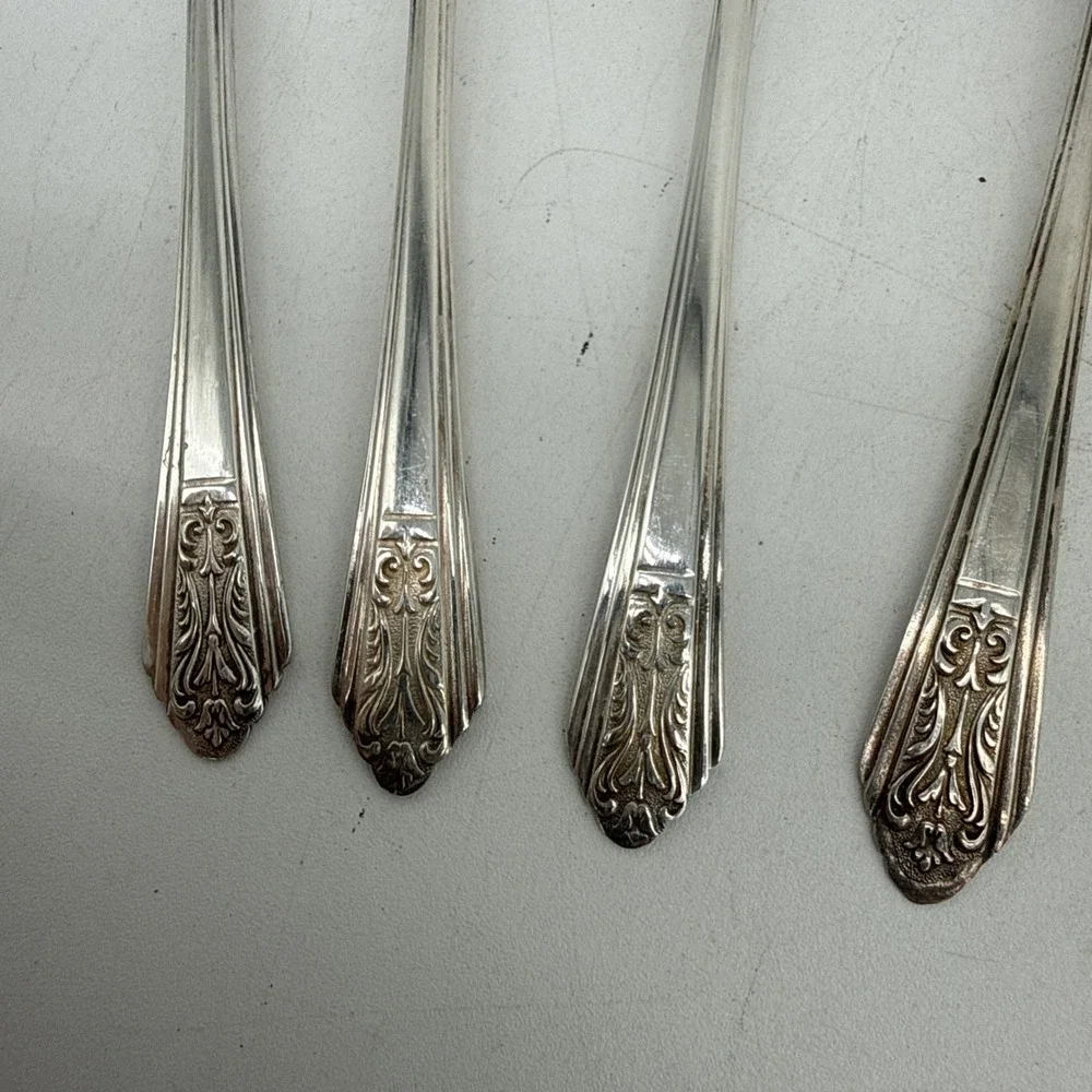 Royal Saxony vintage royal