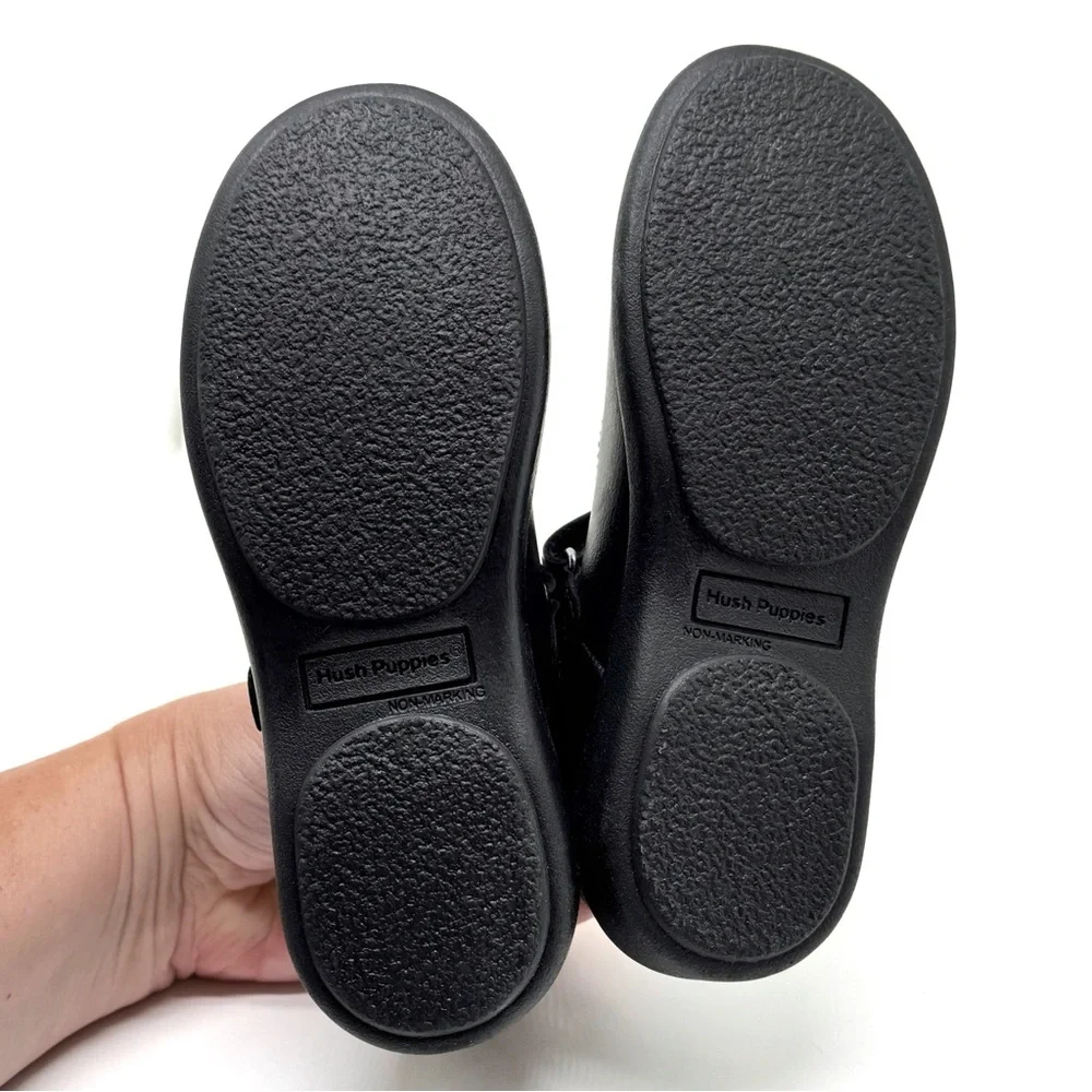 Hush Puppies durable footbed