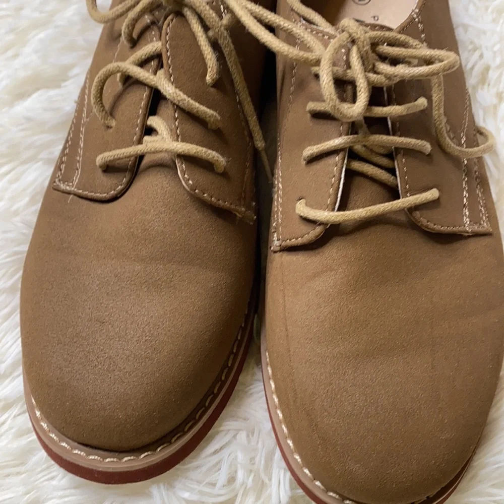 Perry Ellis Brown Burgundy Bottom Shoes Boy’s Size 2