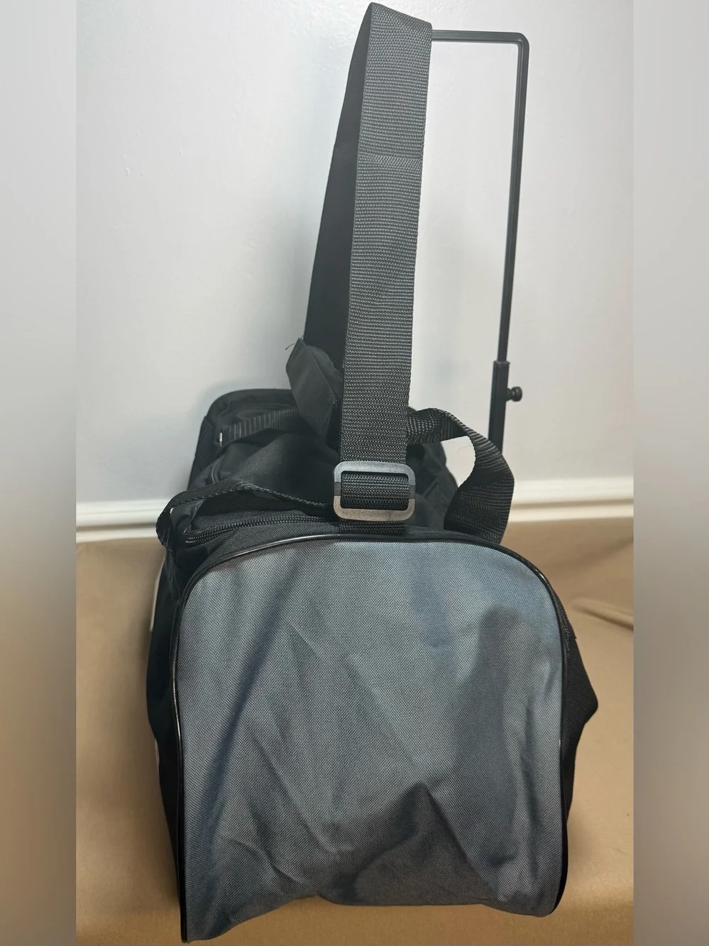adidas compact duffel
