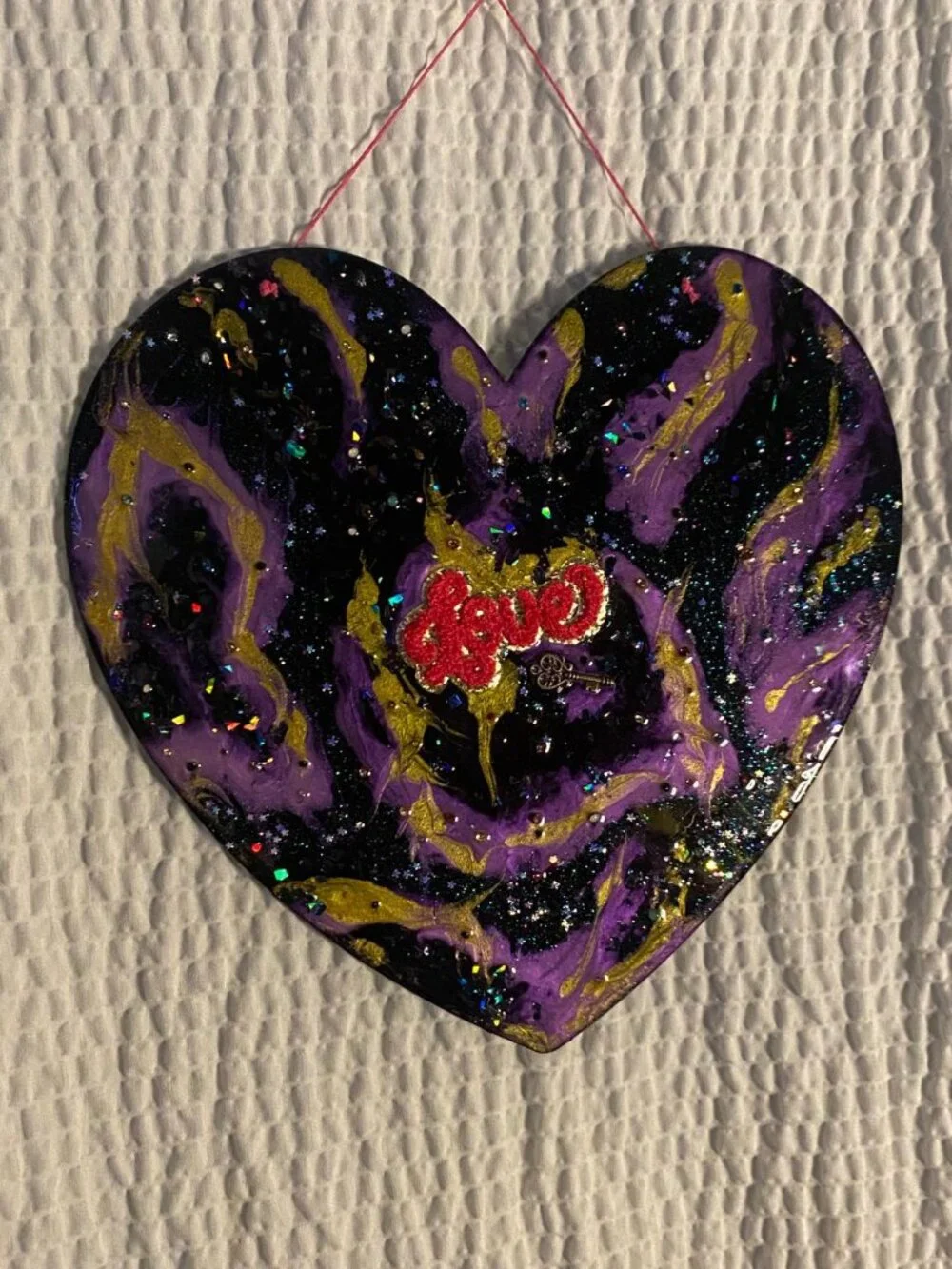 NEW Handmade Wood & Resin Finish Heart 'Love' Hanging Wall Decoration Picture
