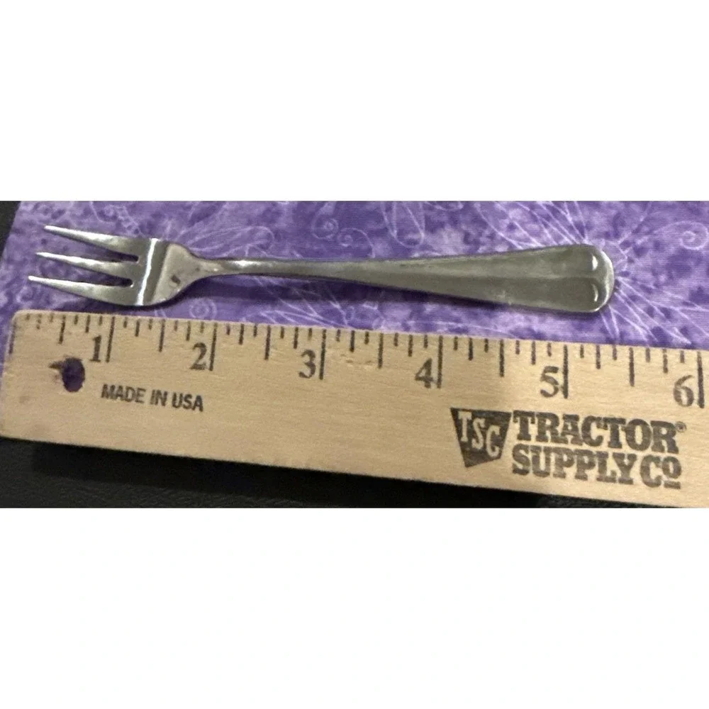 Towle Supreme‎ Stockbridge Cocktail Seafood Forks Fork Stainless Korea Set Of 12