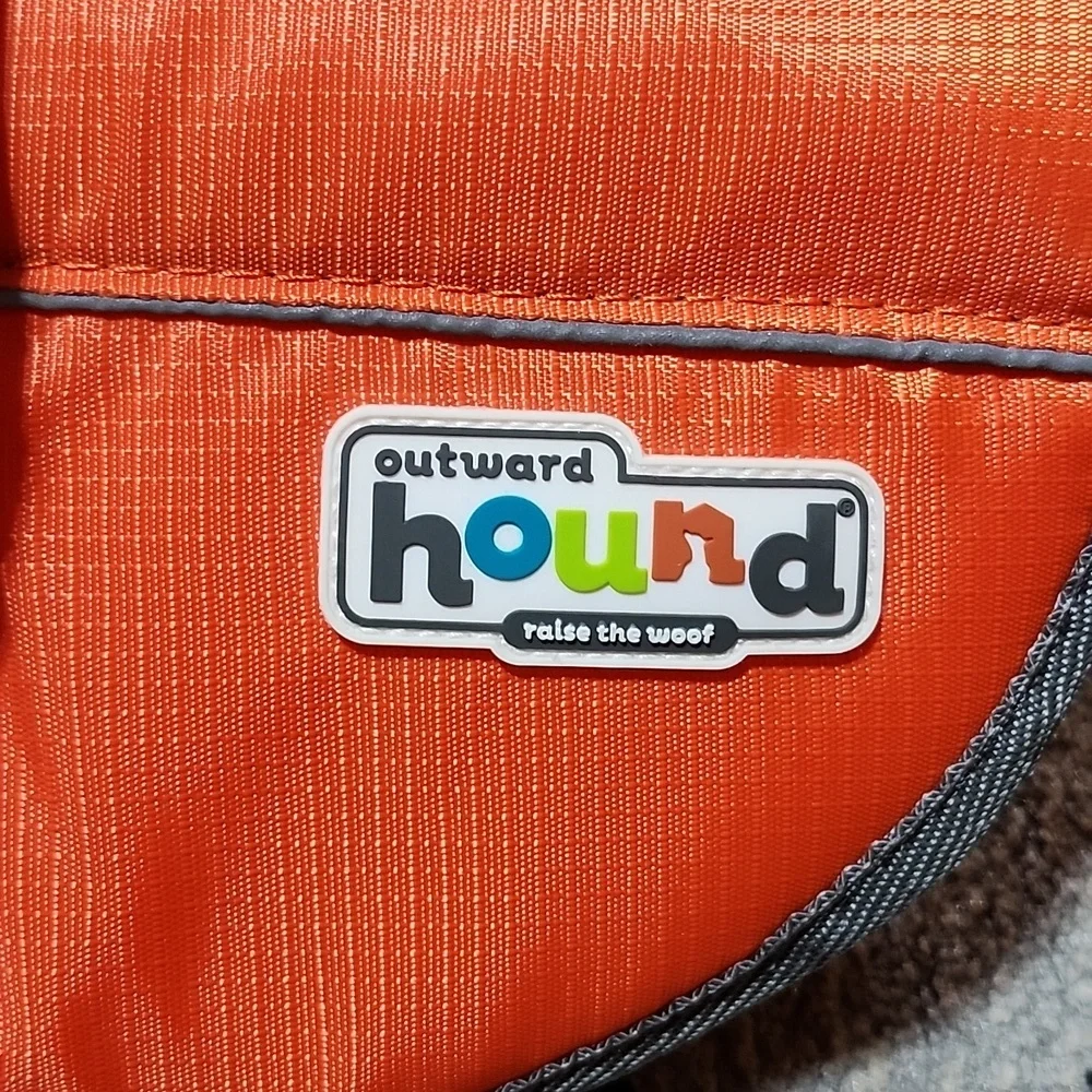 Outward Hound size medium
