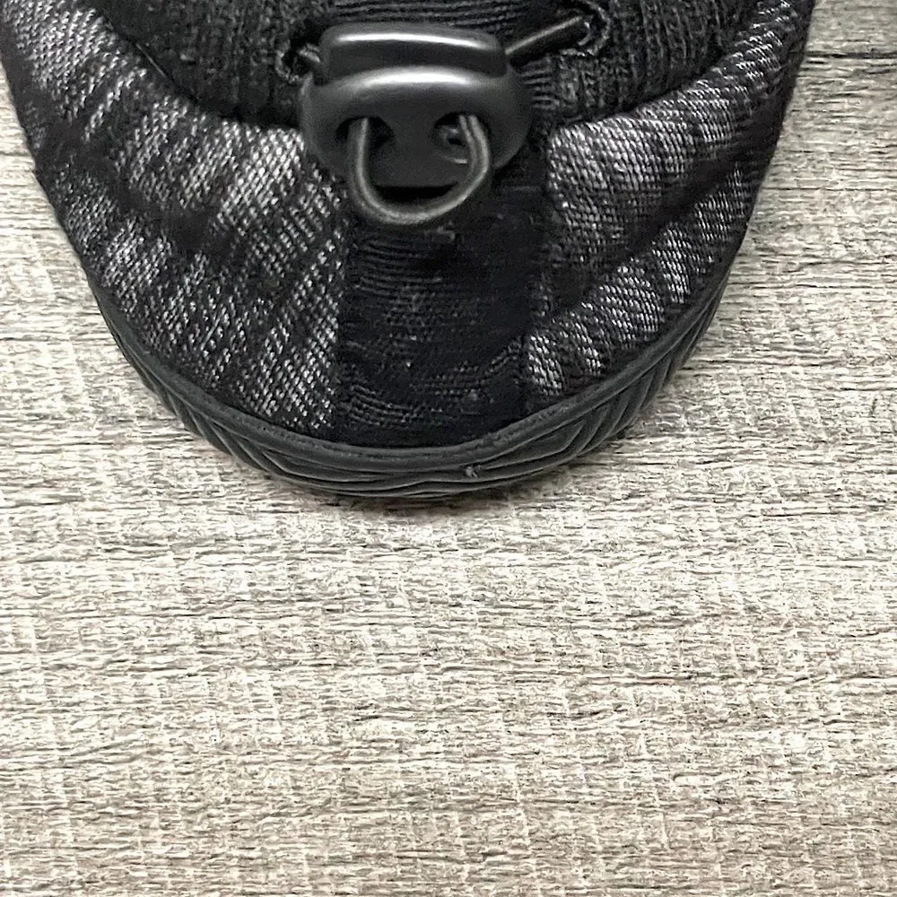 N/A boys black