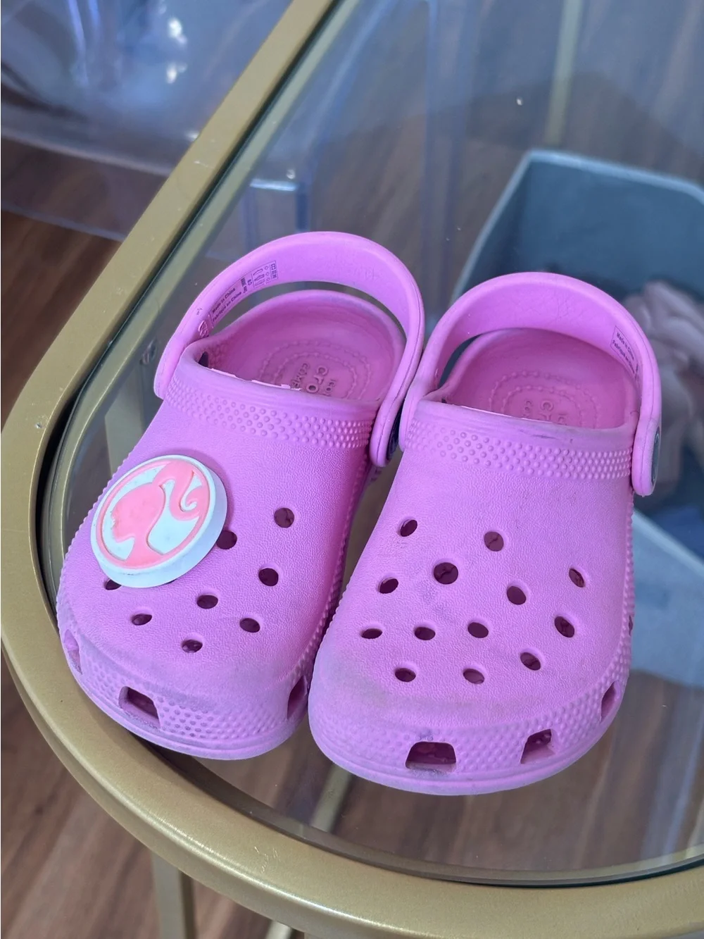 CROCS these pink