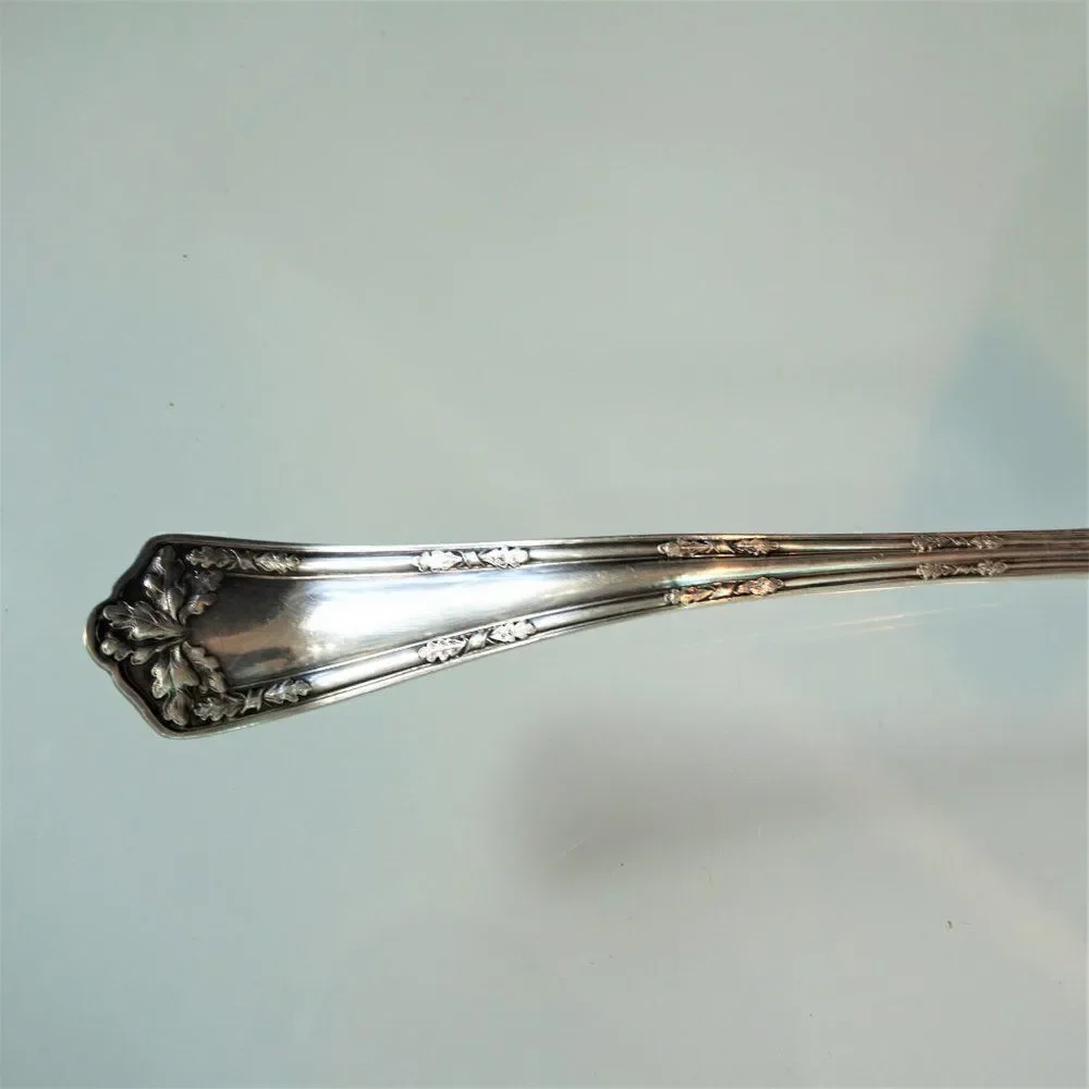 Antique Silver Plate WM Rogers Son Fair Oak Pattern Gravy Ladle Spoon Pat Pend