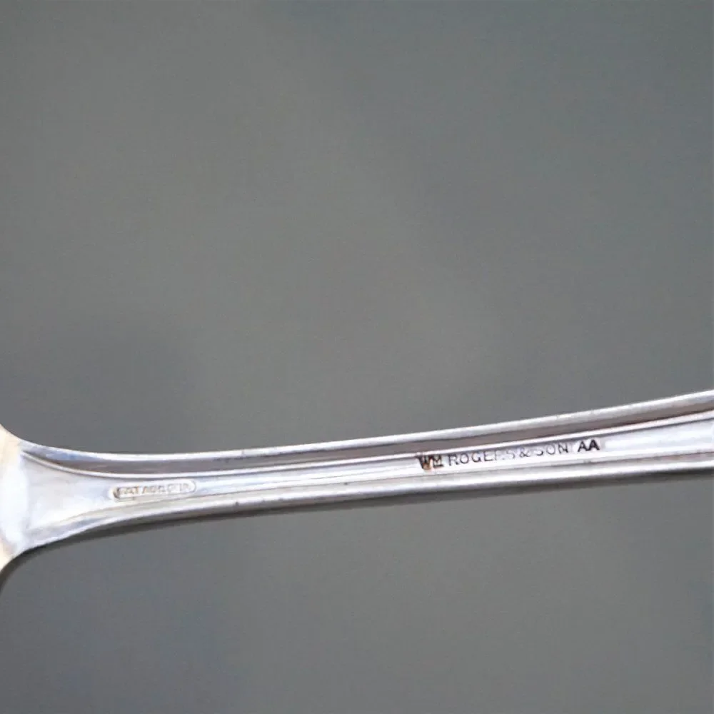 Antique Silver Plate WM Rogers Son Fair Oak Pattern Gravy Ladle Spoon Pat Pend