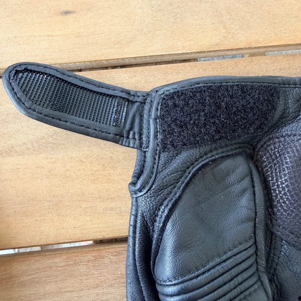 REAX tasker leather