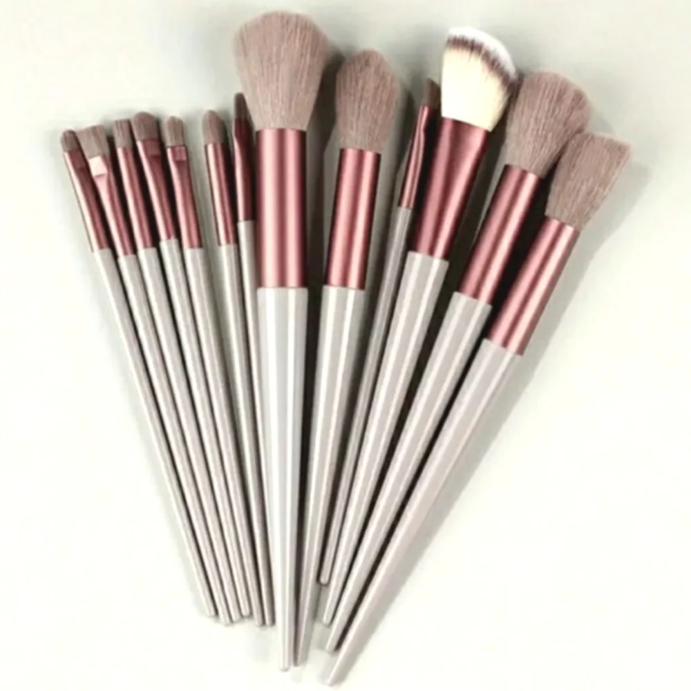 NEW 13-Pc Professional Makeup Brush Set