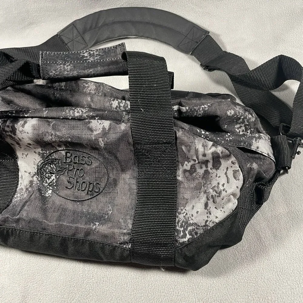 Bass Pro Shop Outfitters Duffle Bag Small Travel Outdoors Black Gray Preowned