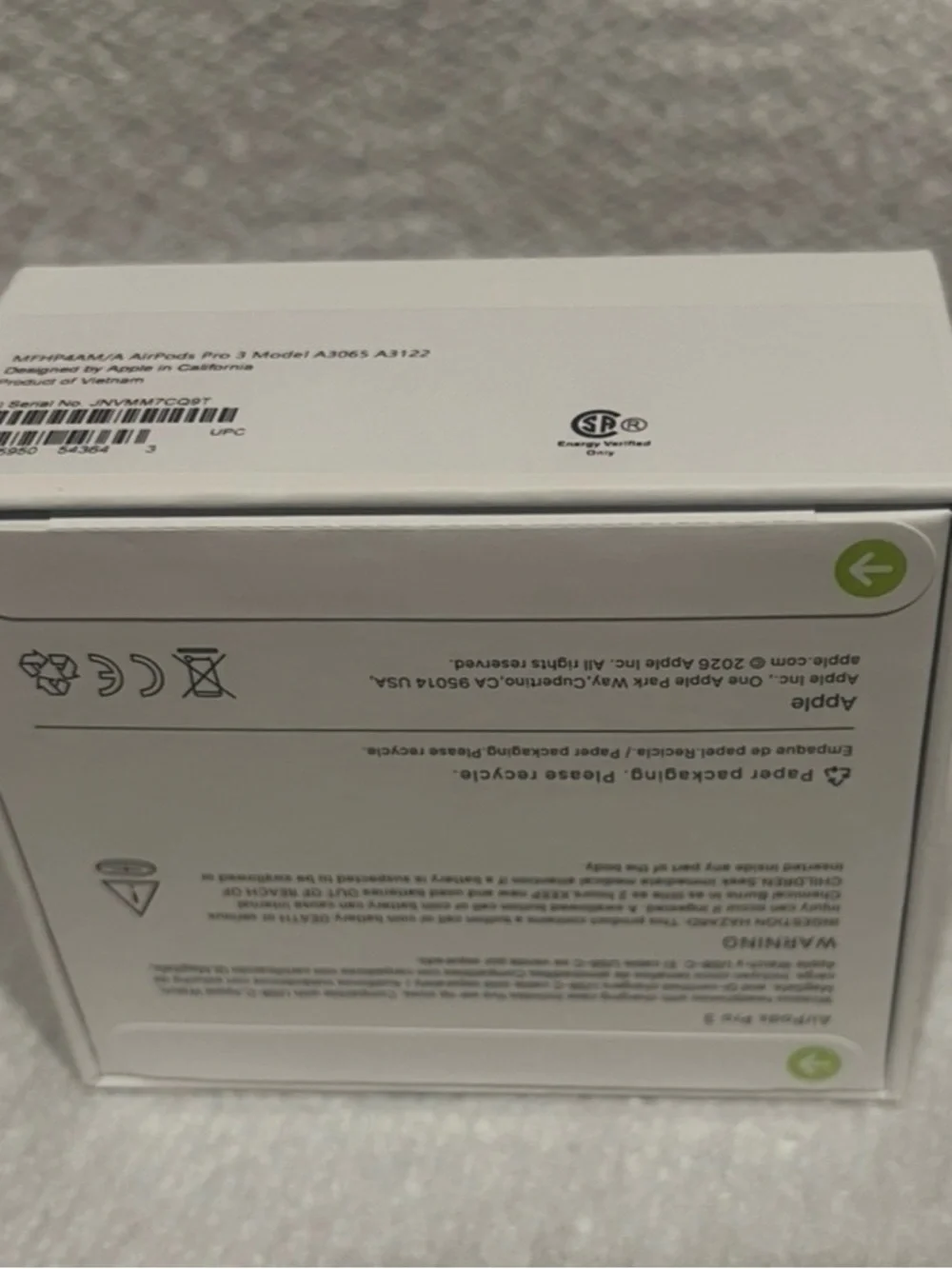 Apple genuine airpods