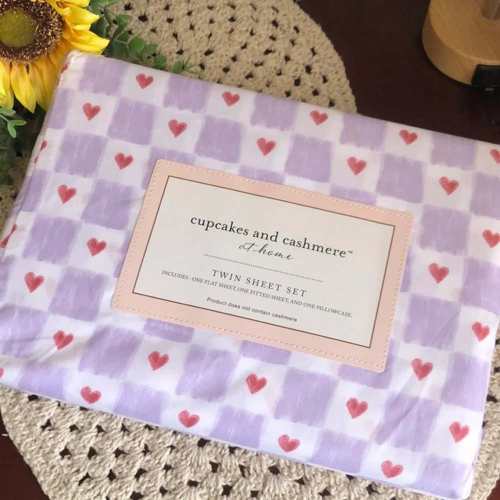 Cupcakes & Cashmere Purple and Red HEARTS Twin Sheet Set