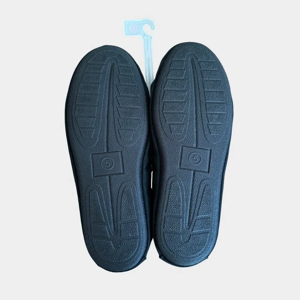 NEW Cat & Jack Boys' Lionel Moccasin Slippers - Black - Size 5
