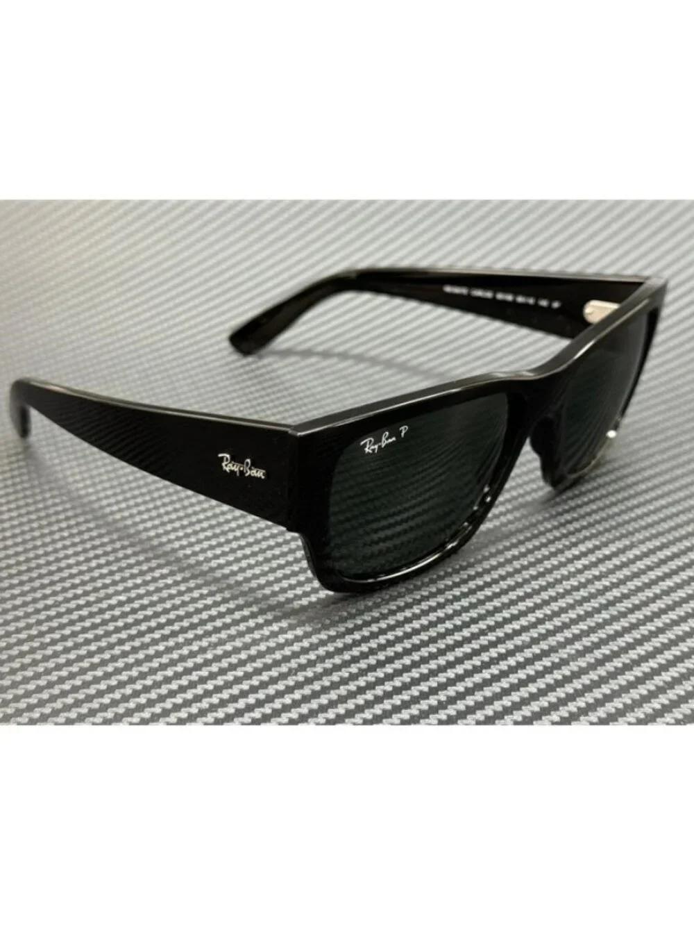 Ray-Ban new tags