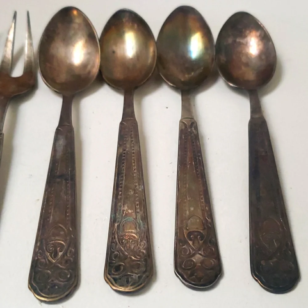 Vtg Silver plated Dessert Set 4 Fruit Forks 4 Tea Spoons 1949 European