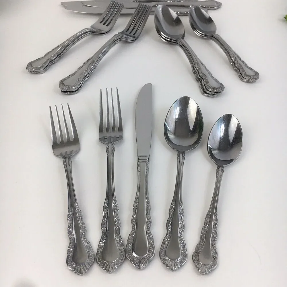 Reed & Barton 20pc floral
