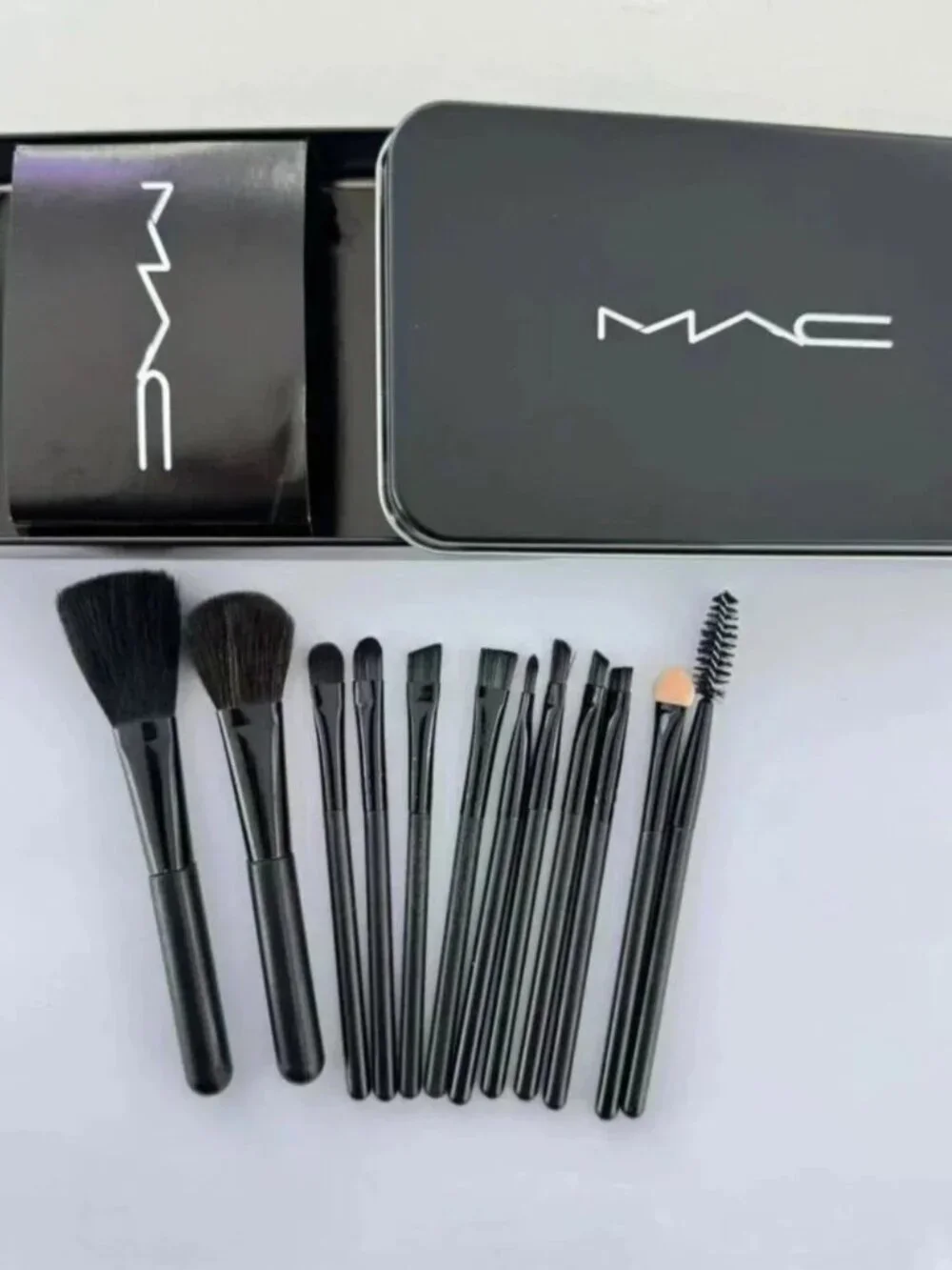 Mac Makeup Brush Set Iron Box Set Blush Eyeshadow Foundation Brush 12PCS