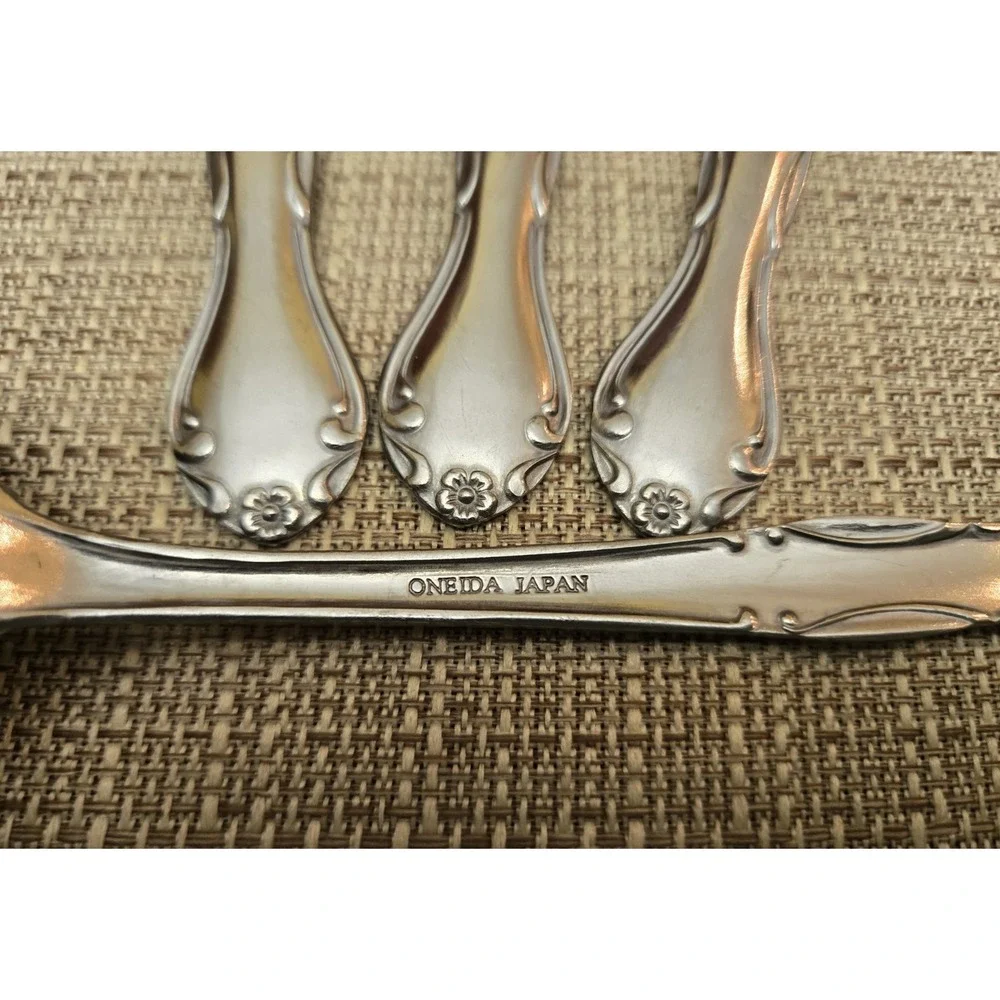 Oneida‎ MELINDA JAPAN Stainless, Flower Tip Glossy Flatware Lot Of 4 Tablespoons