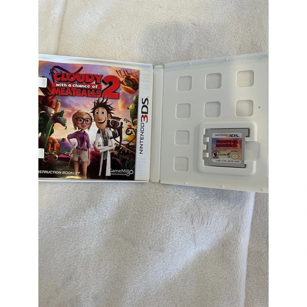 Cloudy‎ with a Chance of Meatballs 2 - Nintendo 3DS Video Game
