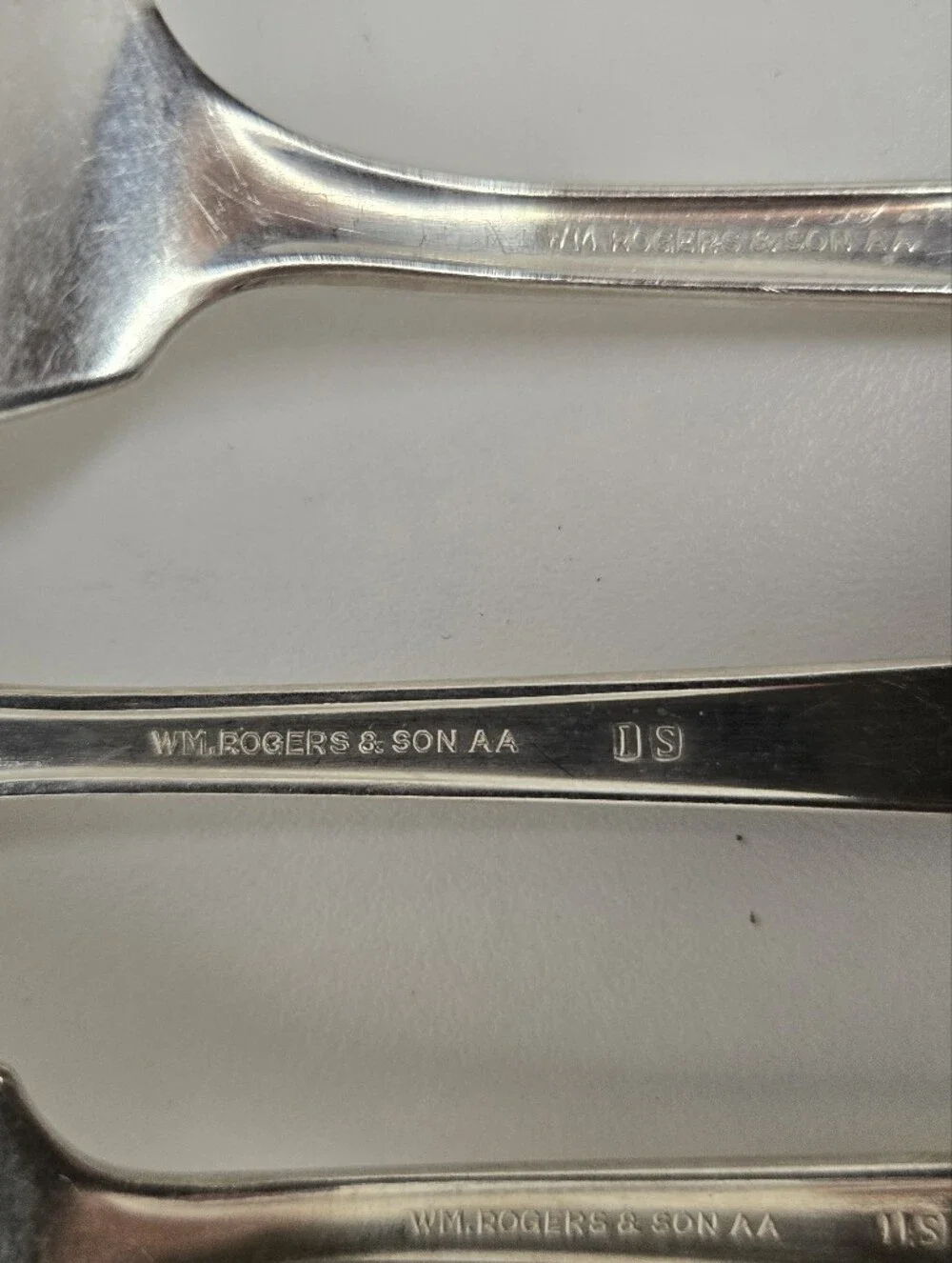 Wm. Rogers & Son AA  FRIENDSHIP Silverplate c1932 8 Salad Forks 4 Teaspoons