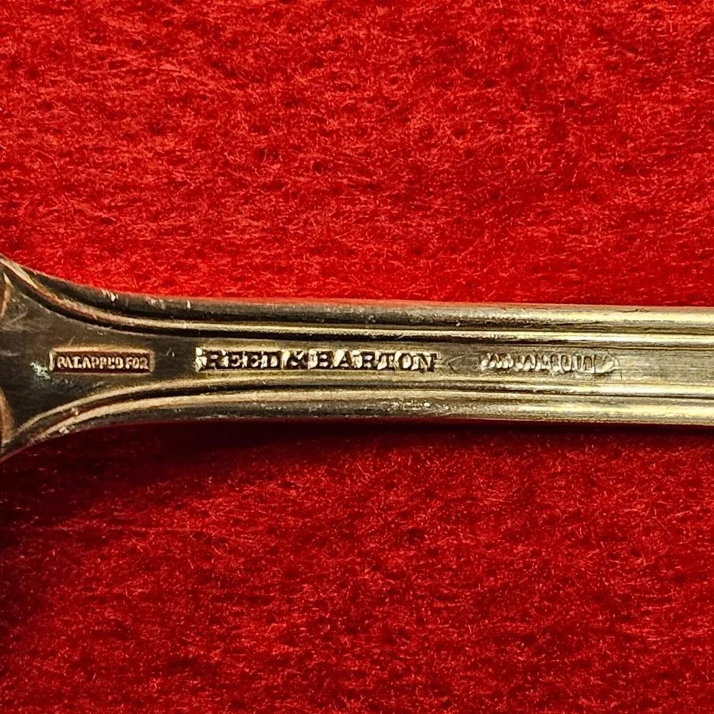 Reed & Barton manufacturer 	reed