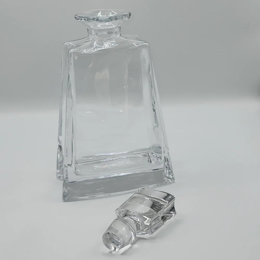 JoyJolt Glassware Luna Whiskey Crystal Decanter And Glass Set of‎ 6