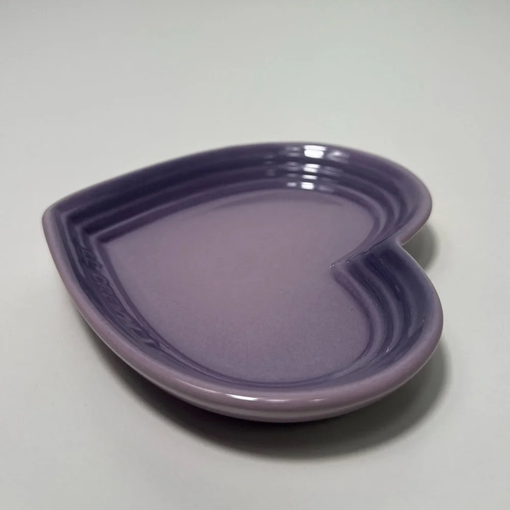 Le Creuset description add