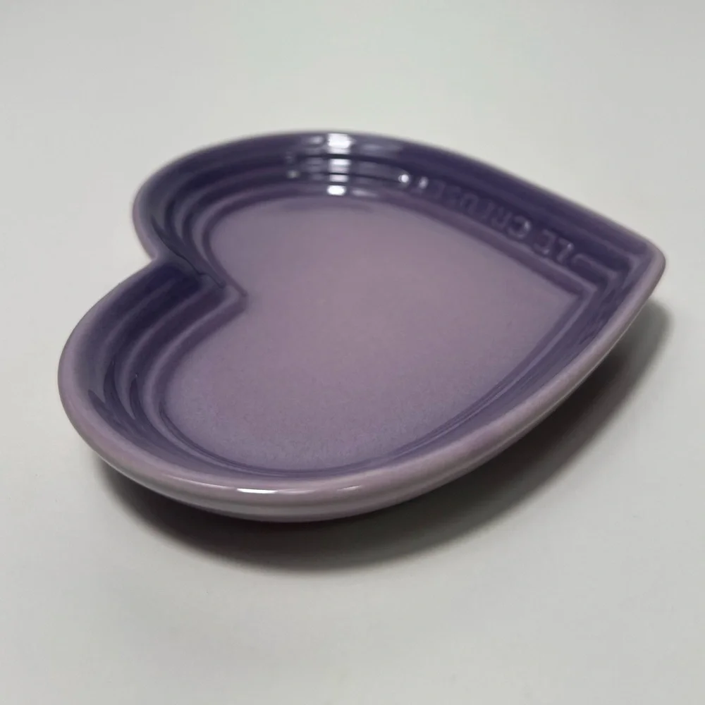 Le Creuset description add