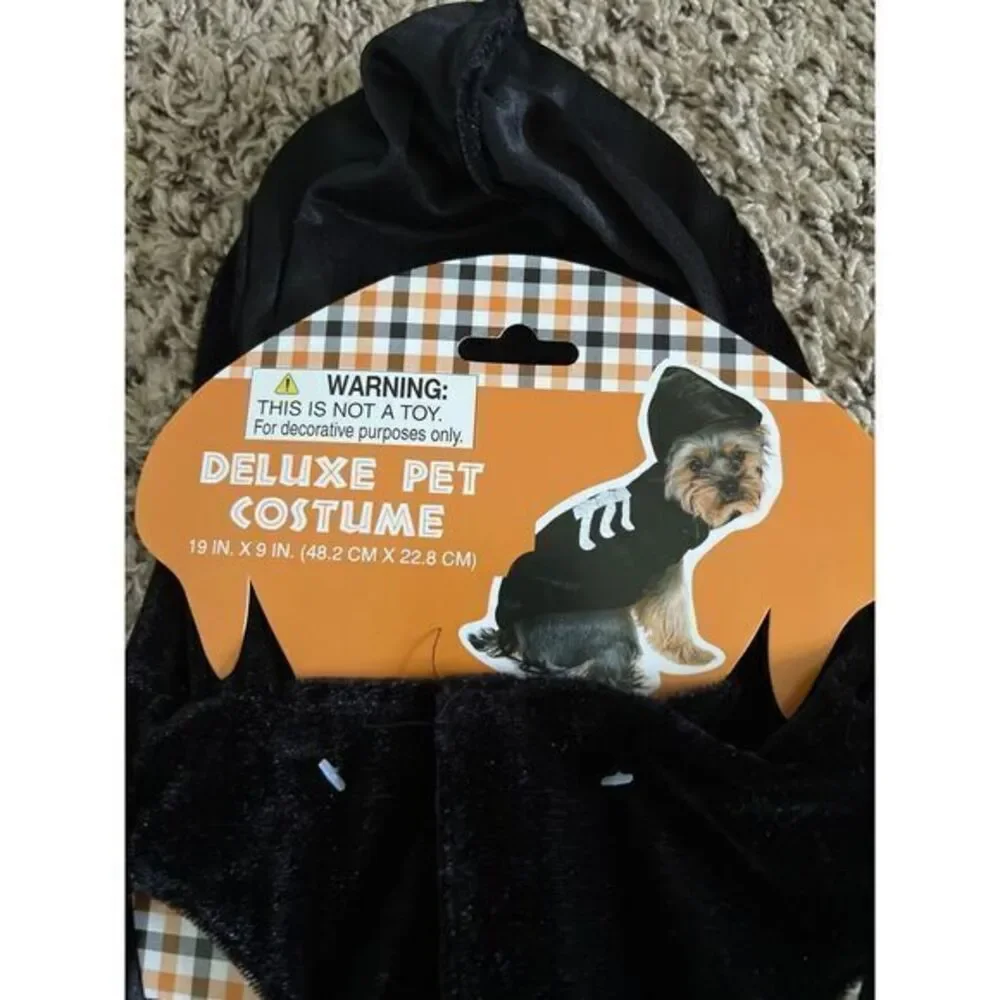 NWT Skelton deluxe‎ pet custome