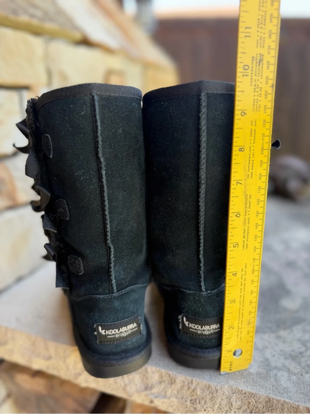 Koolaburra By UGG girls Black Suede Victoria Bow-Back Winter Boots Sz-1.  K