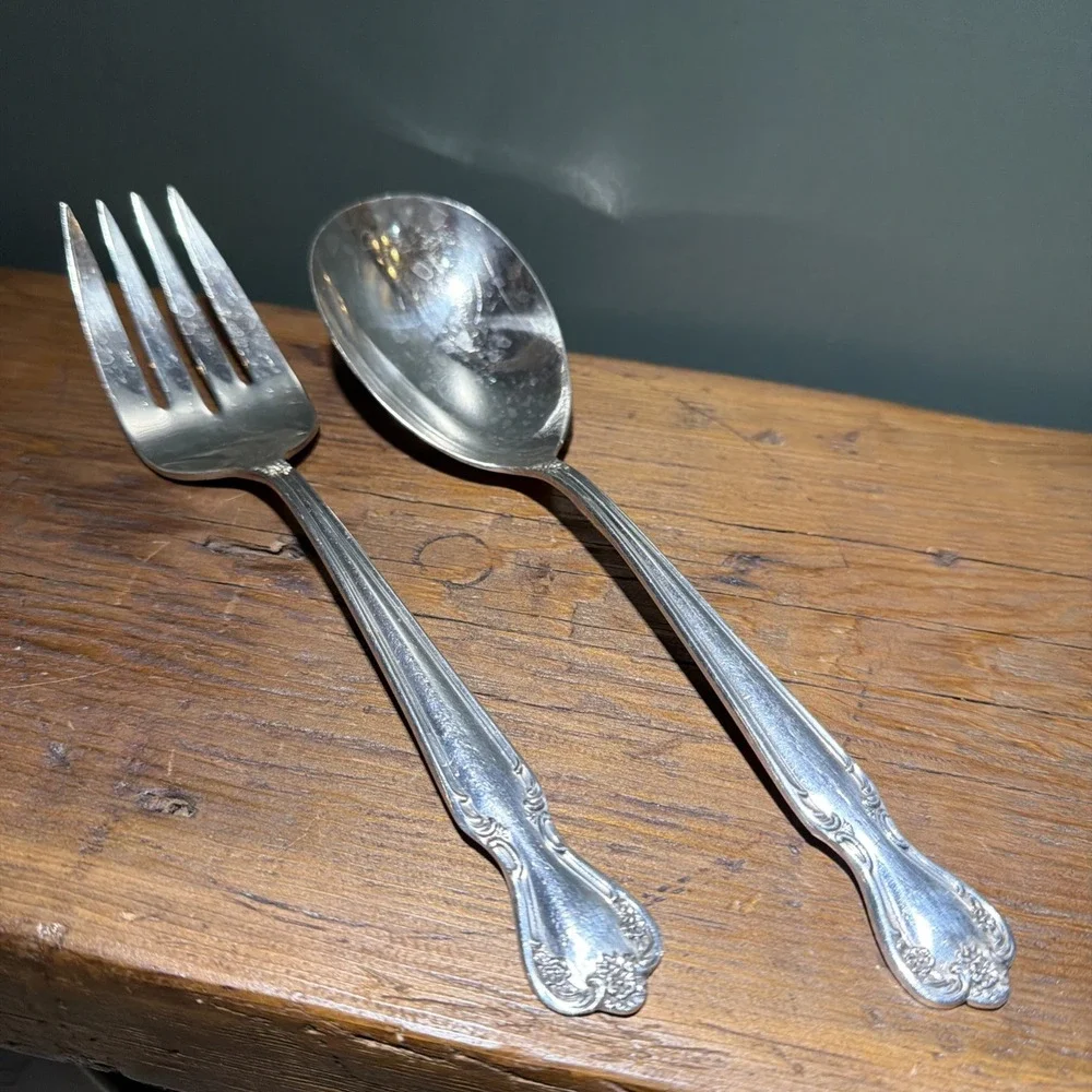 Rogers and Bros Silver Plate Serving Fork and Spoon Daybreak Elegant Lady Set 9