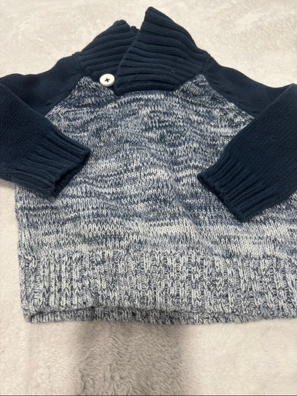 🟢10/$10 - blue sweater